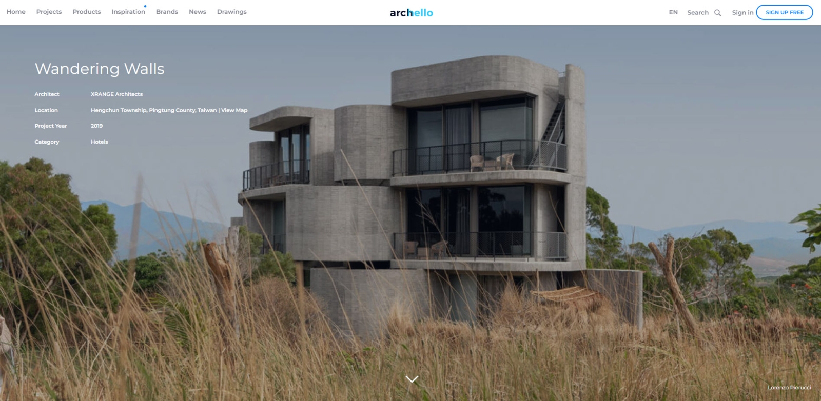 The Dutch website Archello reported the Wandering Walls
