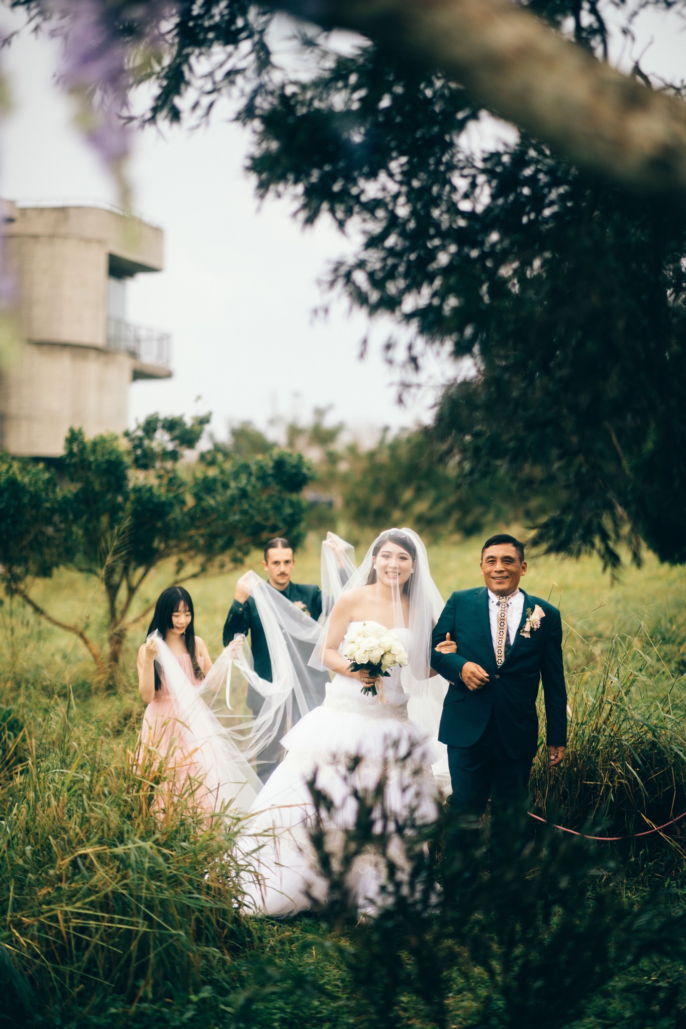 The Wedding at the Wandering Walls - The wedding ceremony