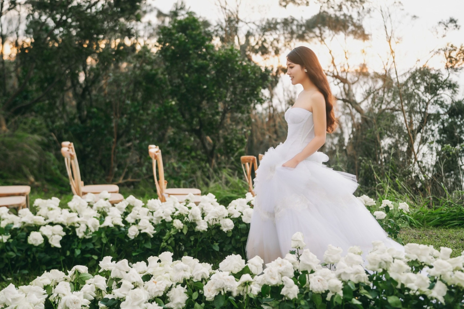 The Wedding at the Wandering Walls -The wedding ceremony