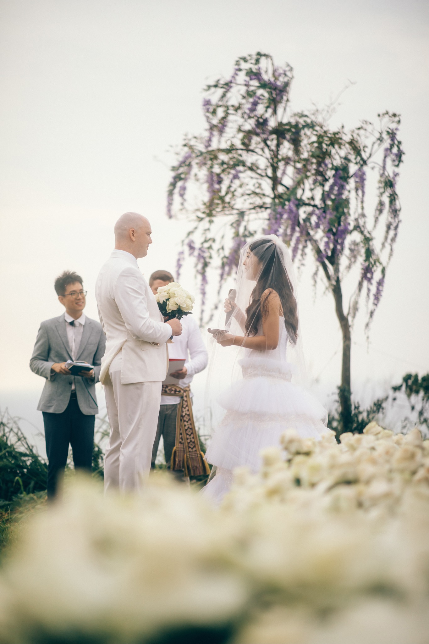 The Wedding at the Wandering Walls - The wedding ceremony