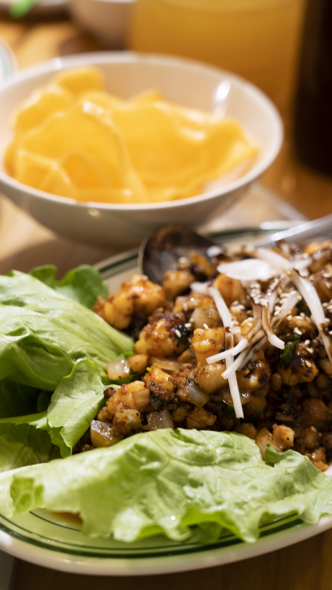 Vietnamese-style Shrimp Lettuce Wrap