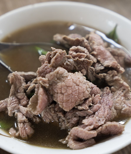 Driving to Kenting? Must-Try Restaurant - 牛肉友 NIOU ROU YOU - Taiwan's Fresh Beef Soup